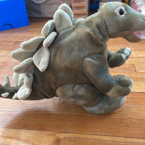 Cuddle Barn electronic stegosaurus plush - Picture 3 of 4